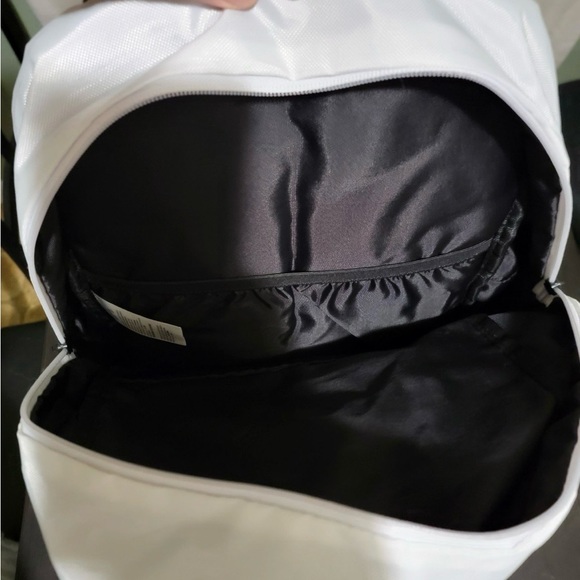 BNWT “Jordan” Backpack - Picture 5 of 8